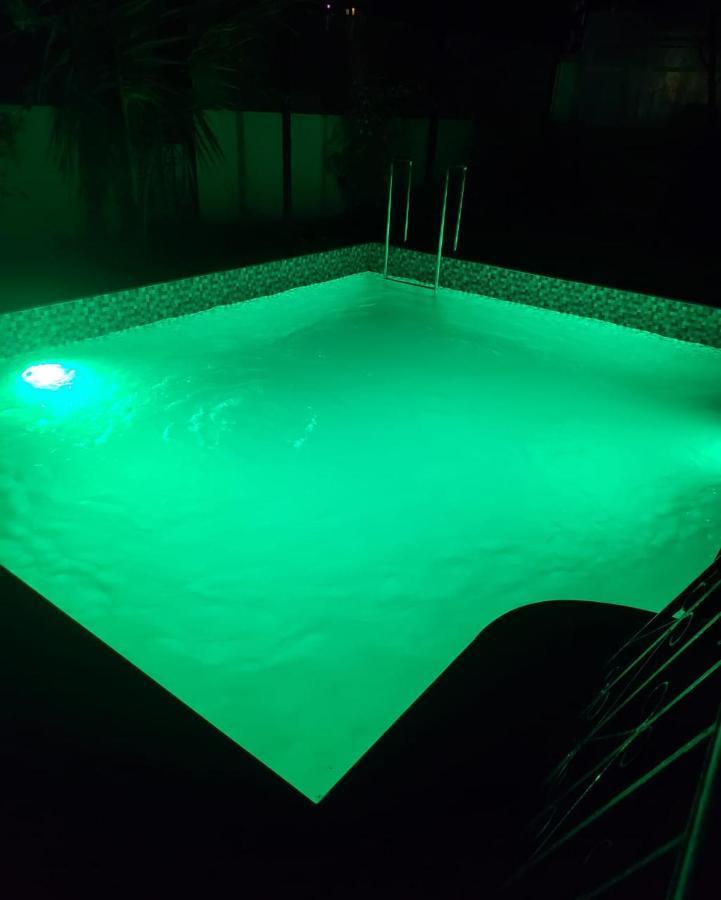 The Perfect Stays- Lal Mahal Villa With Disco Pool Lonavala Extérieur photo